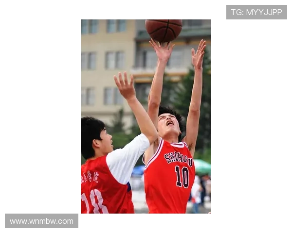 姚明本山携手共创体育文化新篇章引领全民健身热潮 姚明本山携手共创体育文化新篇章引领全民健身热潮